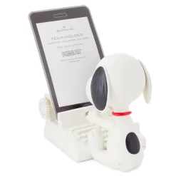 Front Page -Hallmark Online Shop Snoopy at Typewriter Cell Phone Holder 1PAJ3519 04